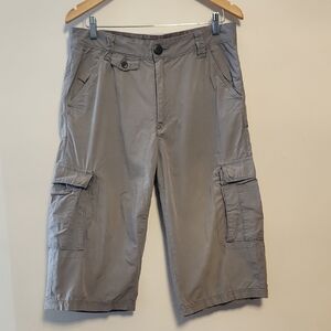 Calvin Klein Gray Pinstrip Cotton 3/4 Length Cargo Shorts sz 31 Mens